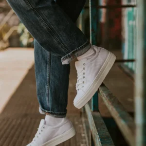 zapatillas blancas urbanas